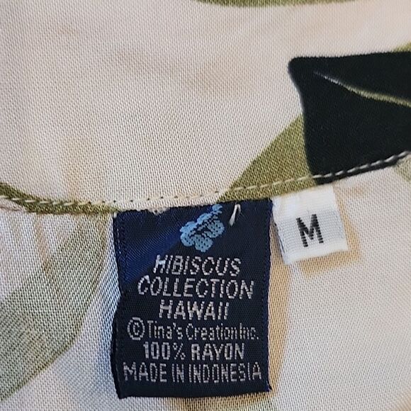 Floral Hawaiian top size M - Picture 3 of 5
